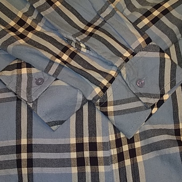 NWOT Kensie jeans flannel. - Picture 3 of 8